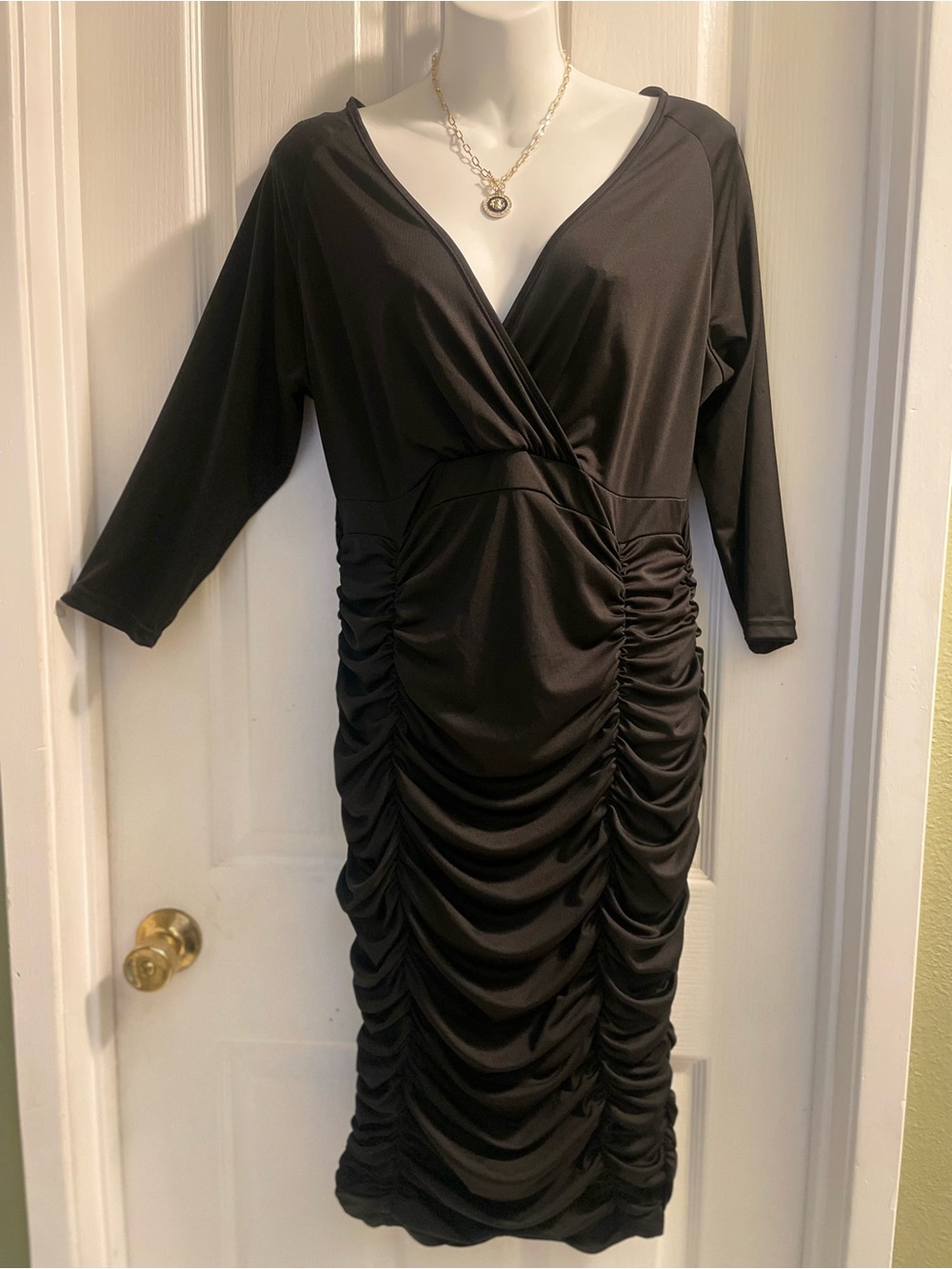 Black Draped Elegant 3/4 Sleeve Midi Dress Size XL - Picture 2 of 6
